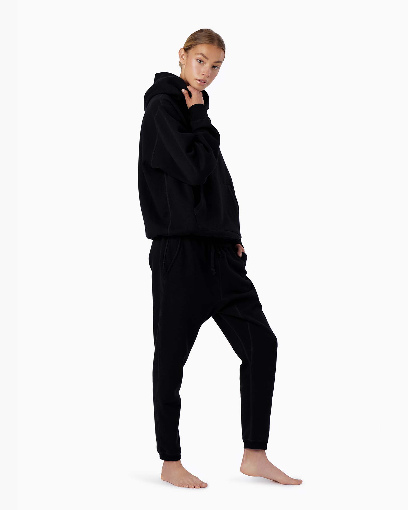 Women's TKEES Warm Core Jogger Black | 54893SPGQ