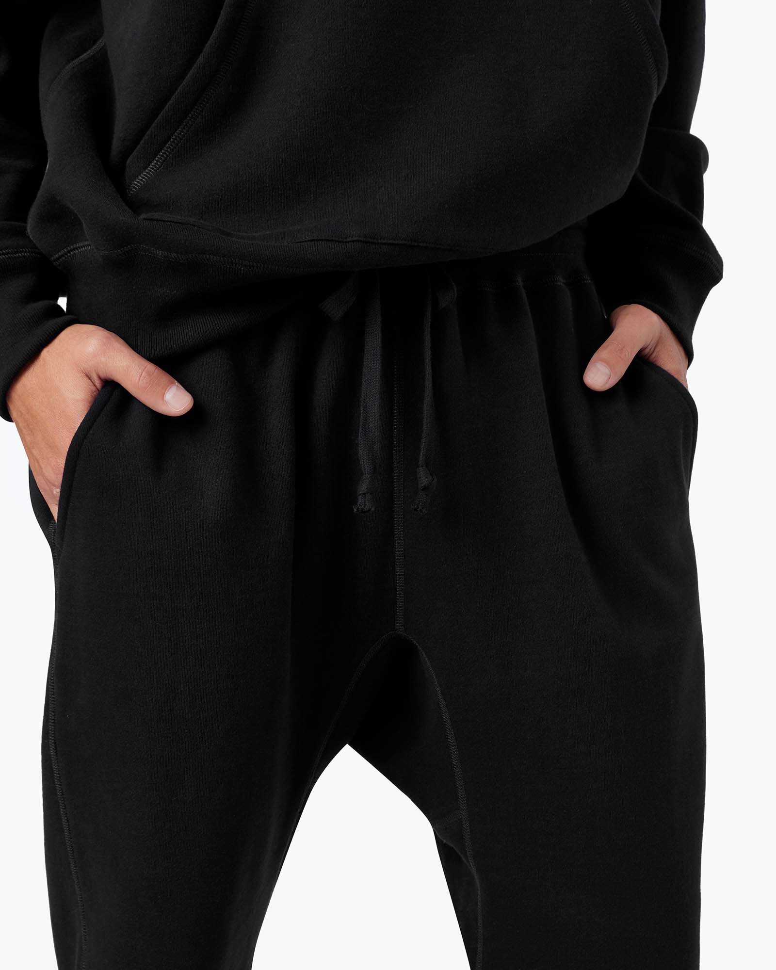 Women's TKEES Warm Core Jogger Black | 54893SPGQ